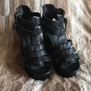 Wild Diva Black platform sandals